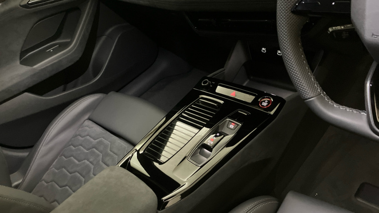 Audi A6 210kW 83kWh Edition 1 5dr Auto Electric Hatchback